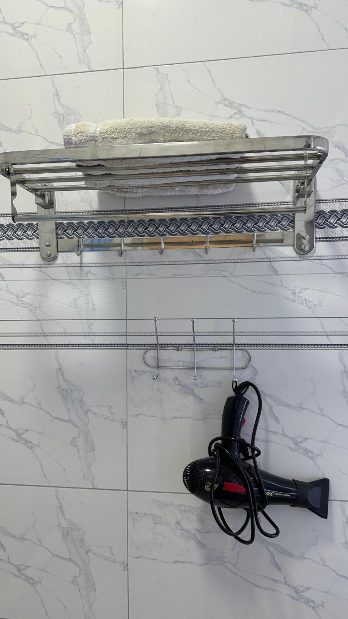 Central Apartment Bishkek Ngoại thất bức ảnh