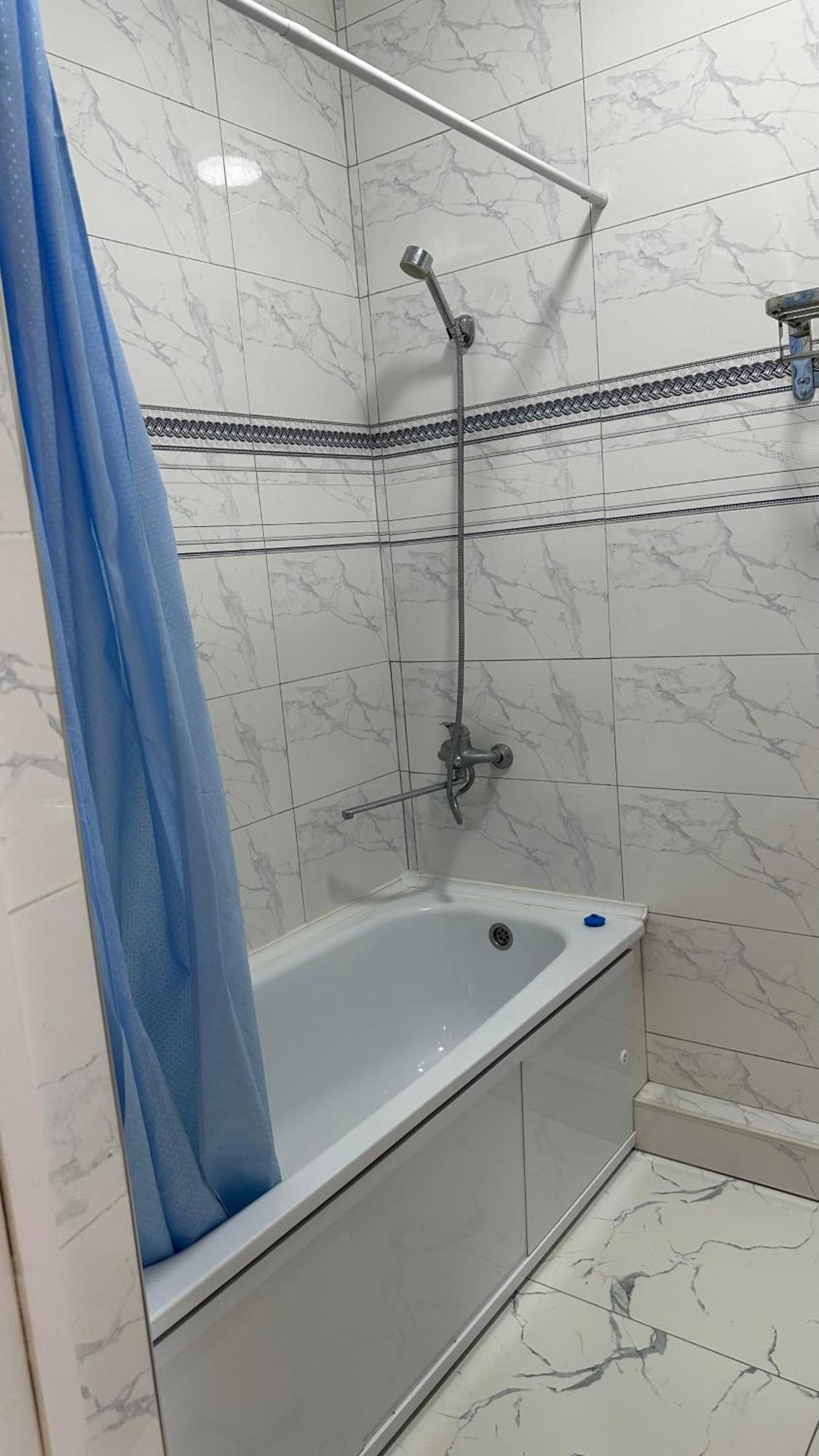 Central Apartment Bishkek Ngoại thất bức ảnh